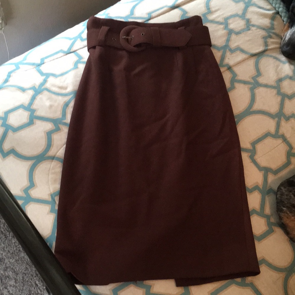 High wasted pencil skirt